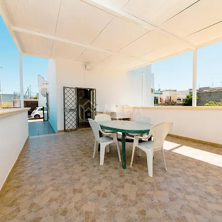 Corner House * Porto Cesareo